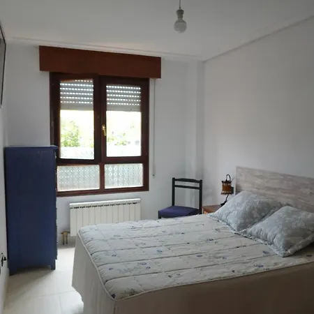 Apartment Bajo Con Terraza 3 *